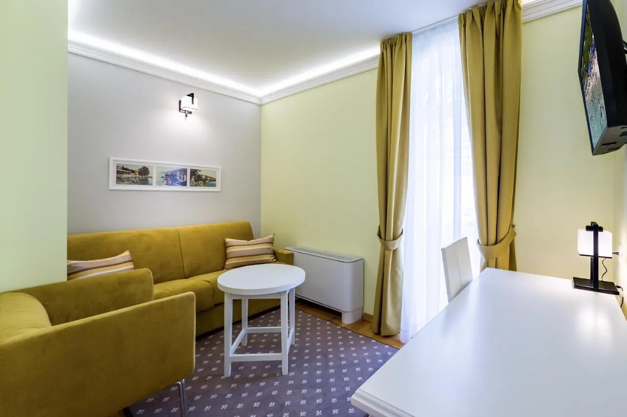 Hotel Domino Οπατία Κροατία