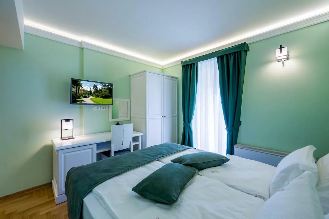 ****  Hotel Domino Οπατία Κροατία