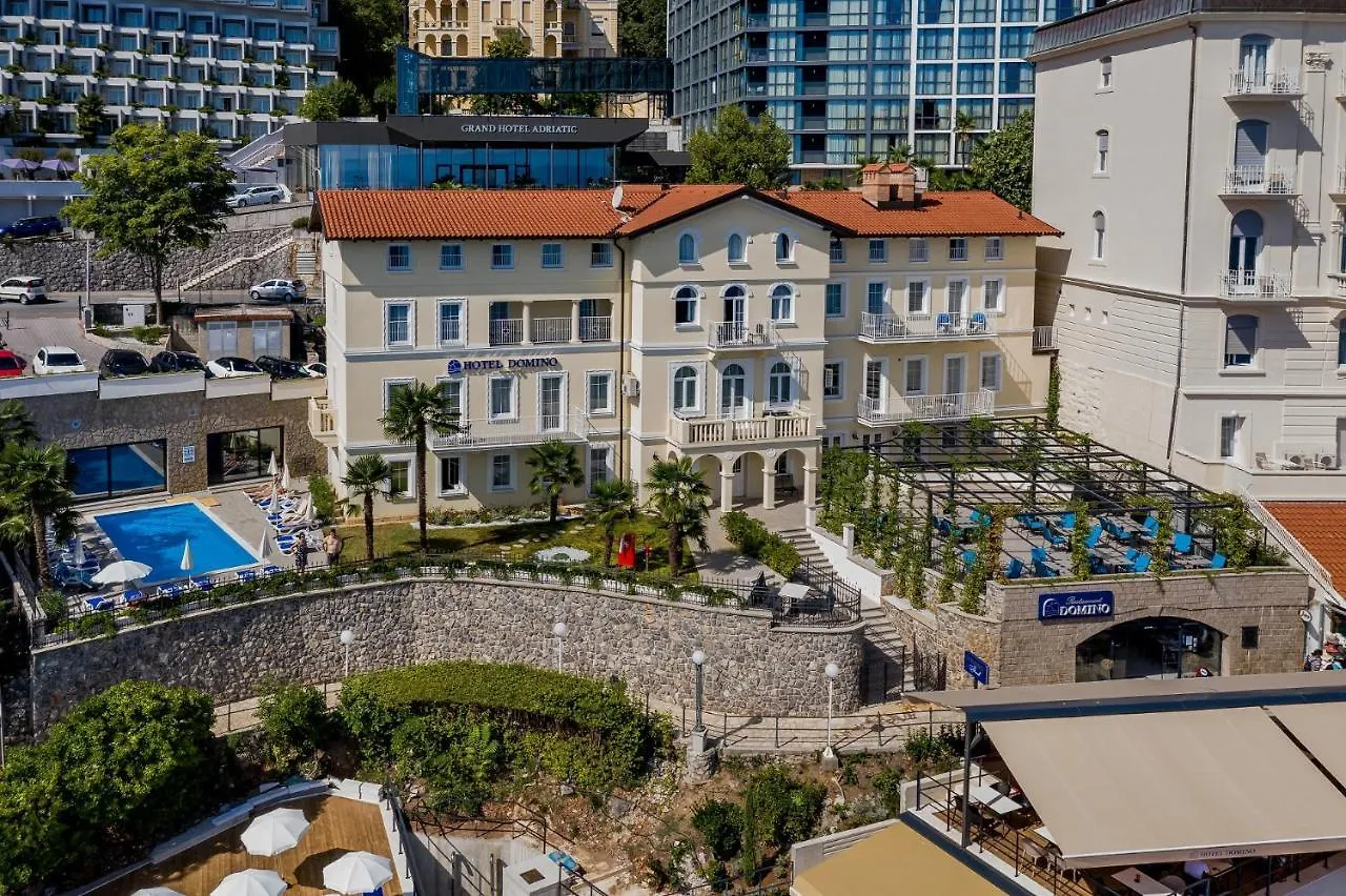 Hotel Domino Οπατία