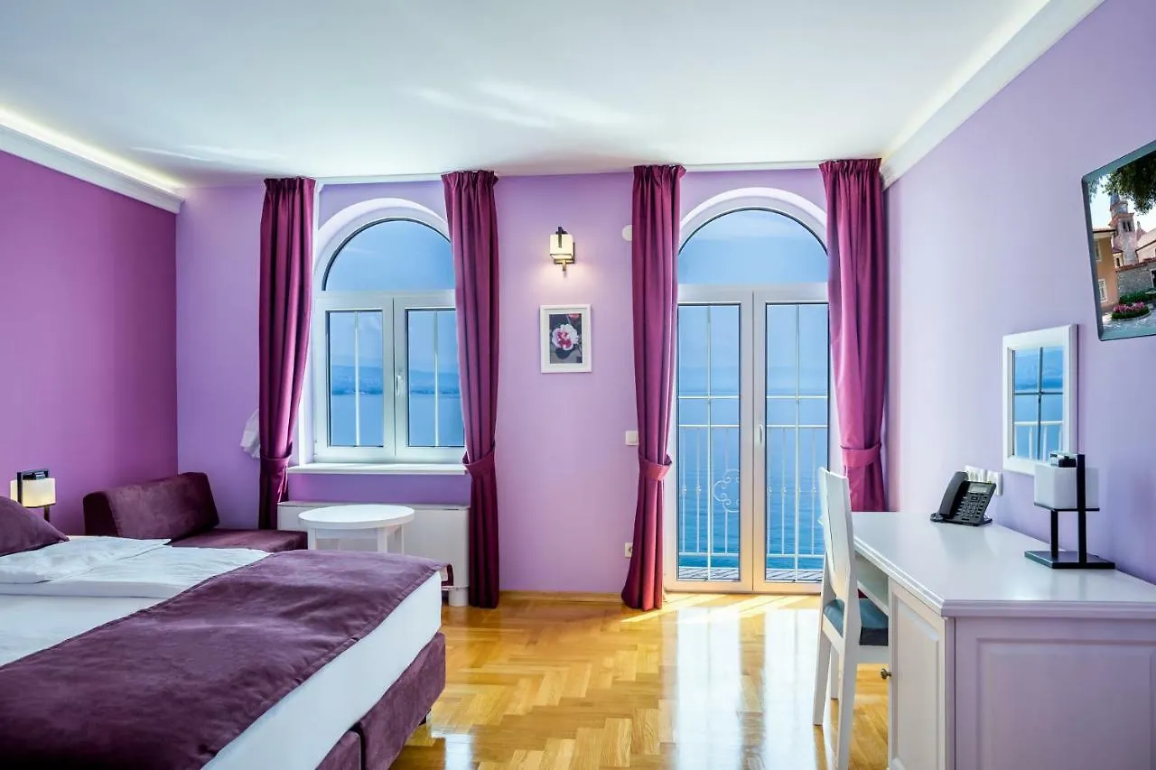 Hotel Domino