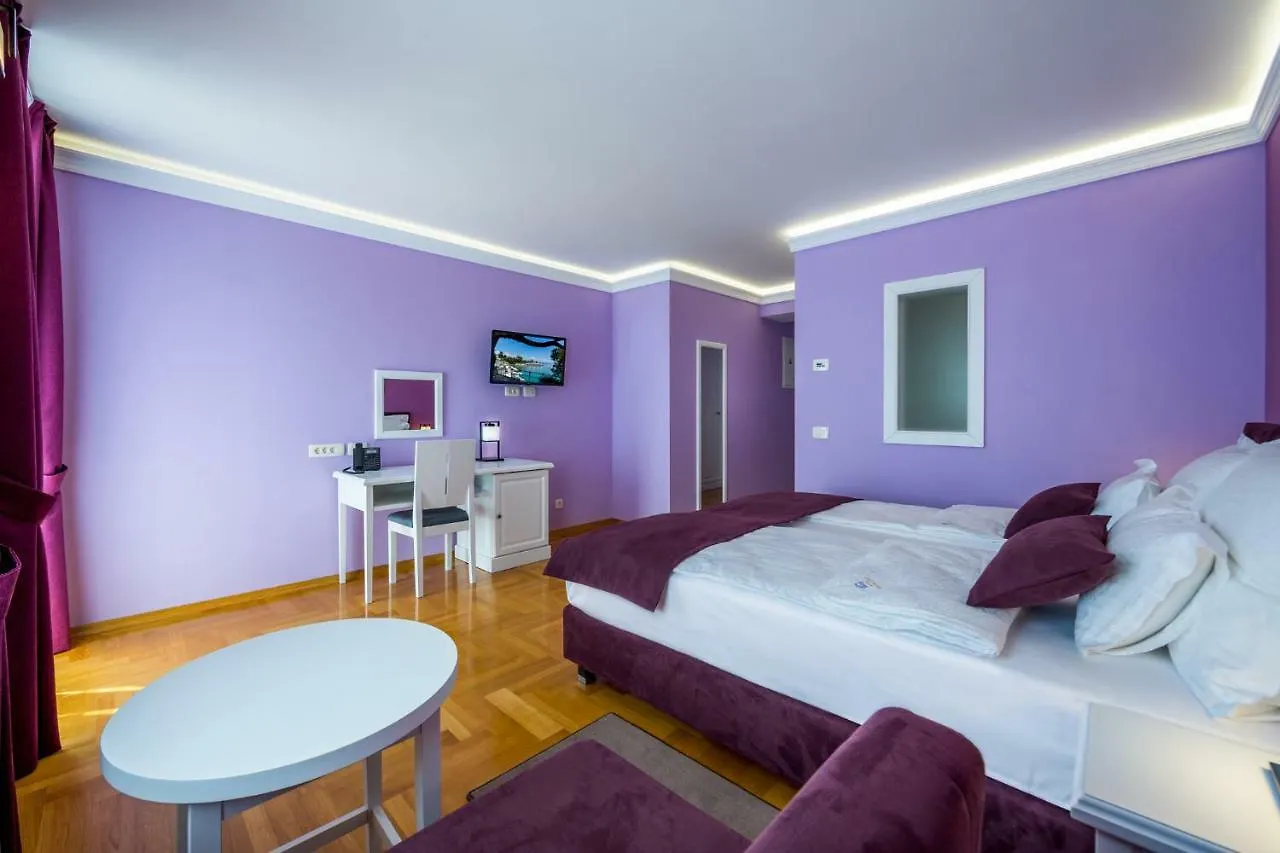 ****  Hotel Domino Croatia